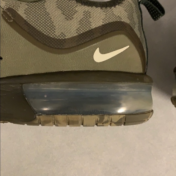 Nike AirMax Sequence 3 size 8.5 - Picture 10 of 12